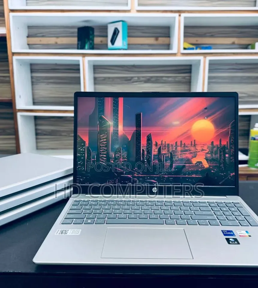 New Laptop HP Stream Notebook 16GB Intel Core i7 SSD 512GB
