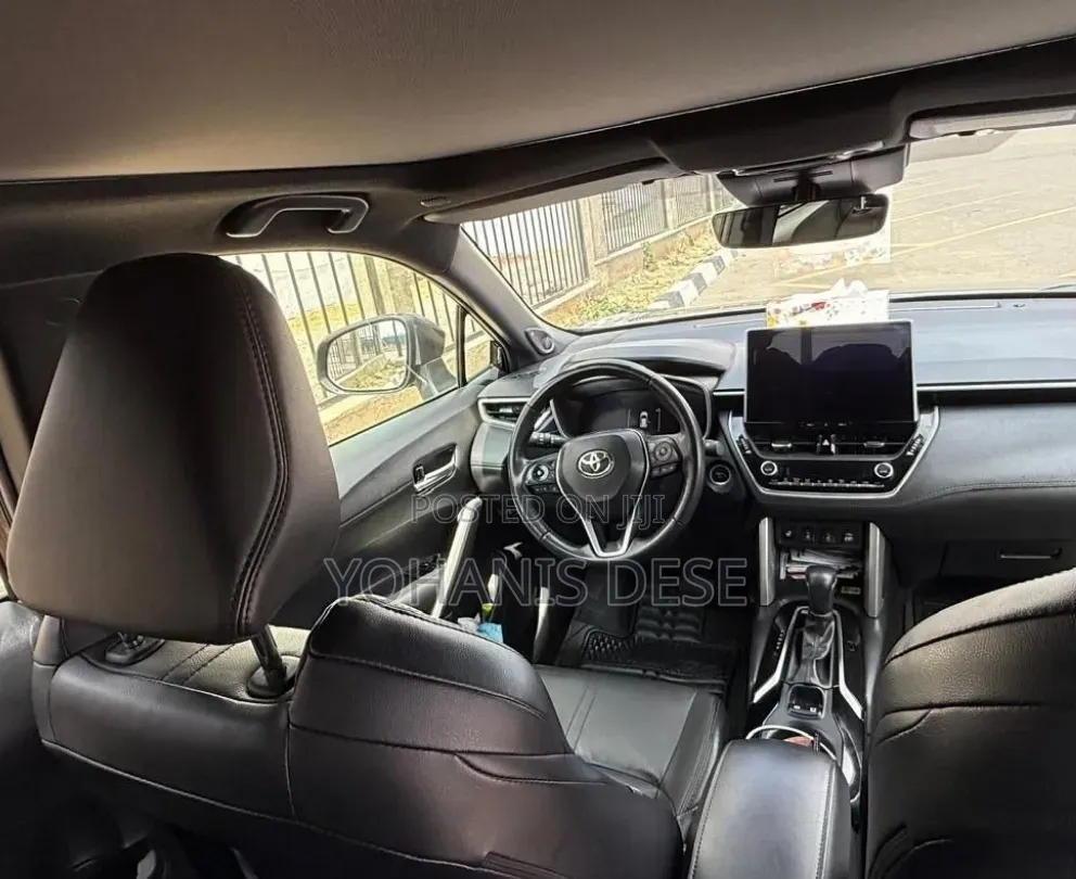 Toyota Corolla Cross 2024 Black