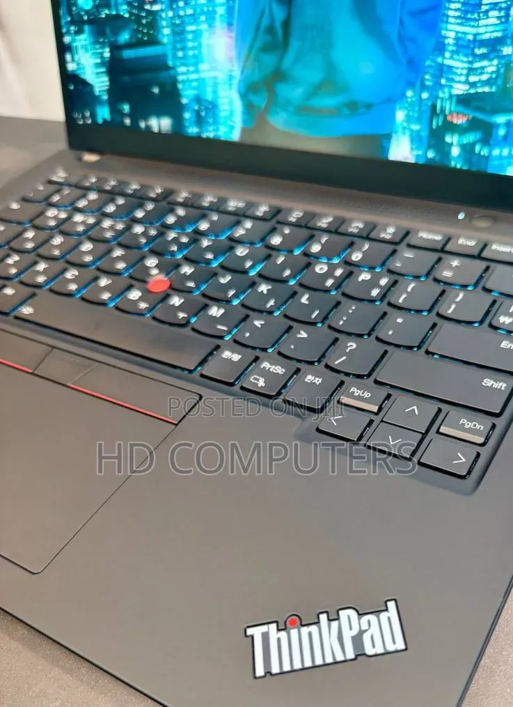New Laptop Lenovo ThinkPad T14s G4 16GB Intel Core i7 SSD 512GB