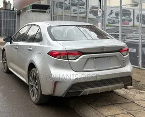 Toyota Corolla 2022 Gray