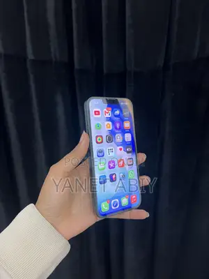 New Apple iPhone 13 128 GB Green