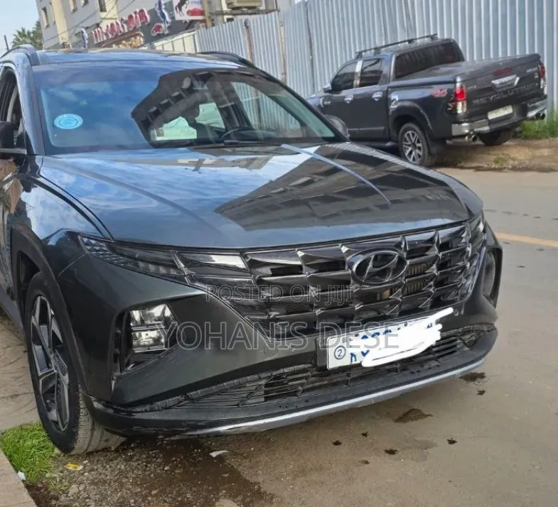 Hyundai Tucson 2021 Green