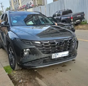 Hyundai Tucson 2021 Green