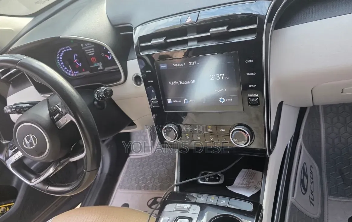 Hyundai Tucson 2021 Green