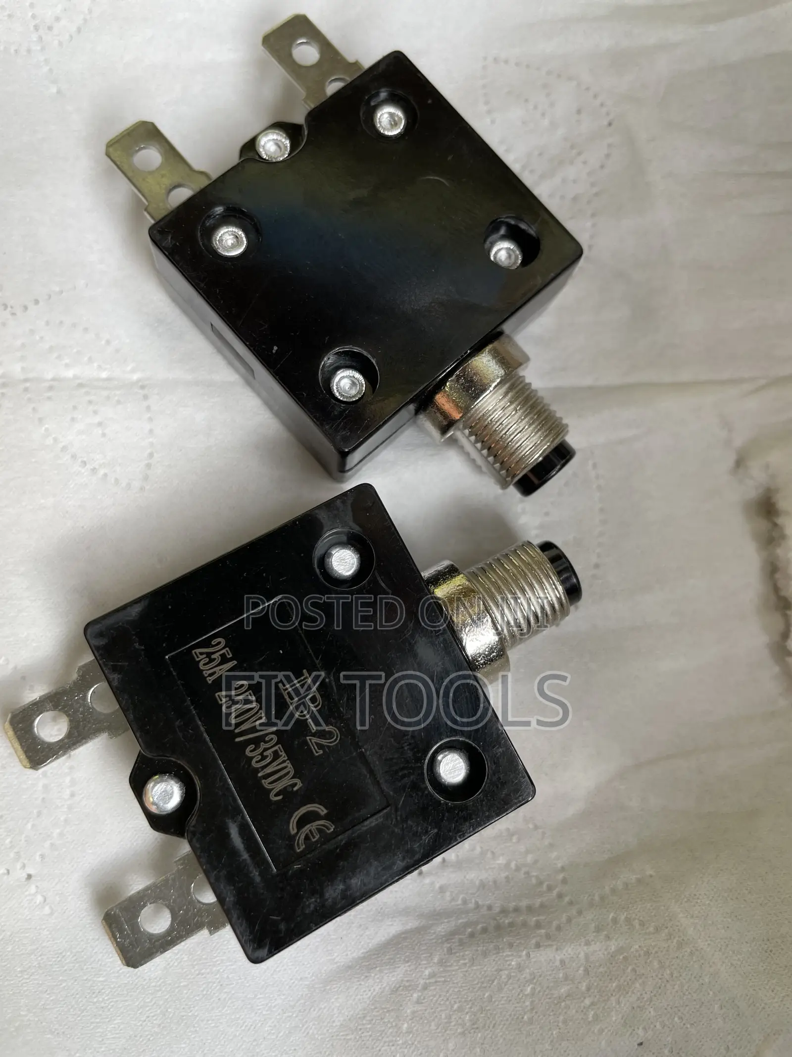 Push-to-Reset Button 20 Ampere