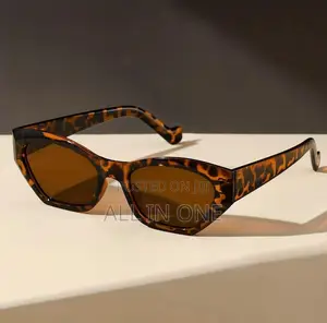 Oval Shaped Leopard Print Sunglasses