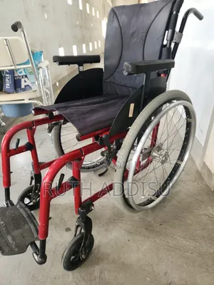 125 16" Seat Ergonomic Wheelchair With FlipBack Armrest and Swing ዊልቸር