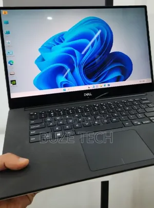 New Laptop Dell 16GB Intel Core i7 SSD 512GB