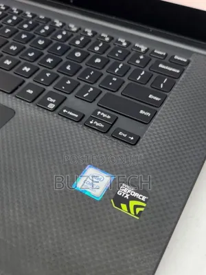 New Laptop Dell 16GB Intel Core i7 SSD 512GB
