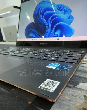 New Laptop Asus Zenbook 14 16GB Intel Core i7 SSD 512GB