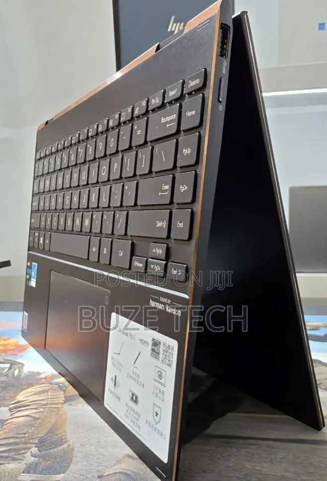 New Laptop Asus 16GB Intel Core i7 SSD 512GB