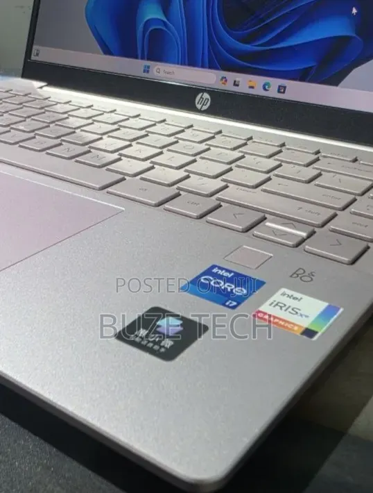 New Laptop HP Pavilion 15 16GB Intel Core i7 SSD 512GB