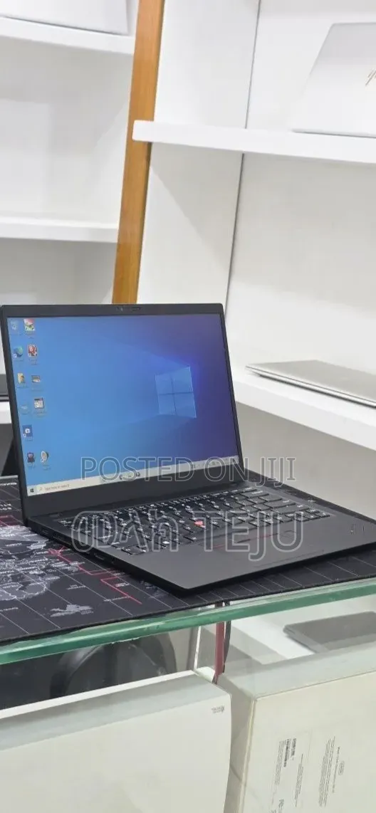 New Laptop Lenovo ThinkPad X1 Carbon 16GB Intel Core i7 SSD 512GB