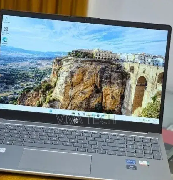 New Laptop HP Stream Notebook 16GB Intel Core i7 SSD 1T