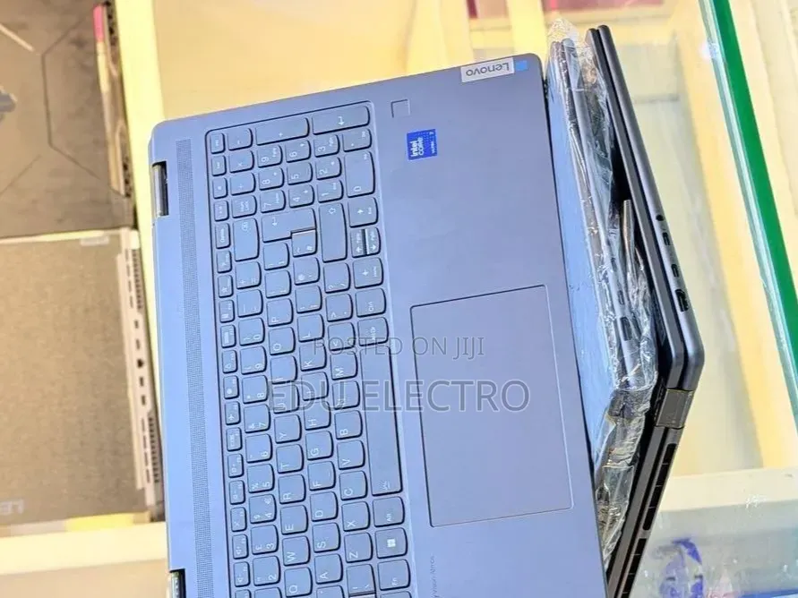 New Laptop Lenovo Yoga 11e 16GB Intel Core Ultra 7 SSD 512GB