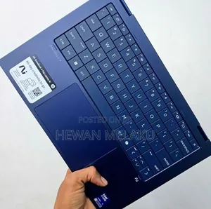 New Laptop HP OmniBook X Flip 14" 16GB Intel Core Ultra 7 SSD 1T