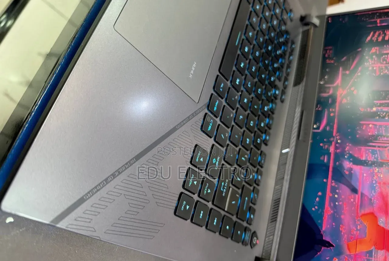 New Laptop Asus ROG Strix G16 16GB Intel Core i9 SSD 1T