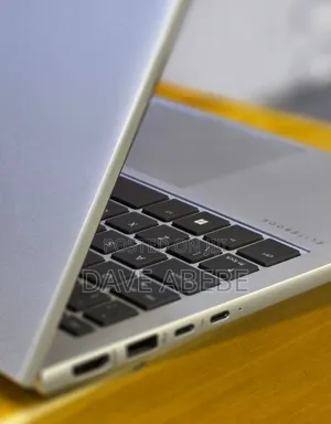 New Laptop HP Elitebook 830 G11 16GB Intel Core Ultra 7 SSD 512GB