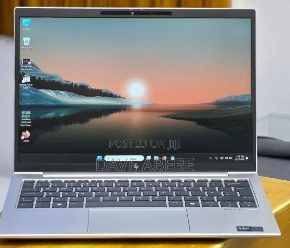 New Laptop HP Elitebook 830 G11 16GB Intel Core Ultra 7 SSD 512GB