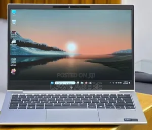 New Laptop HP Elitebook 830 G11 16GB Intel Core Ultra 7 SSD 512GB