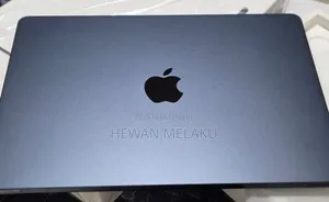 New Laptop Apple MacBook Air 2022 M2 8GB Apple M2 SSD 256GB