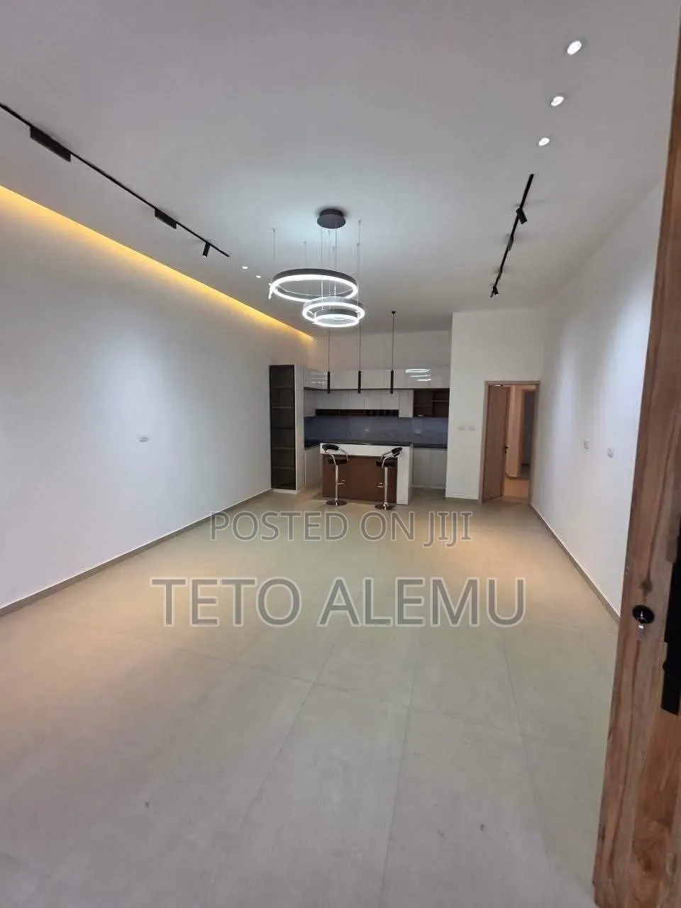 3bdrm Villa in 🏡 Modern Luxury, Yeka for sale