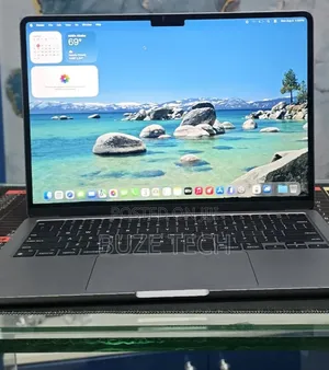 New Laptop Apple MacBook Air 2022 M2 16GB Apple M2 SSD 512GB
