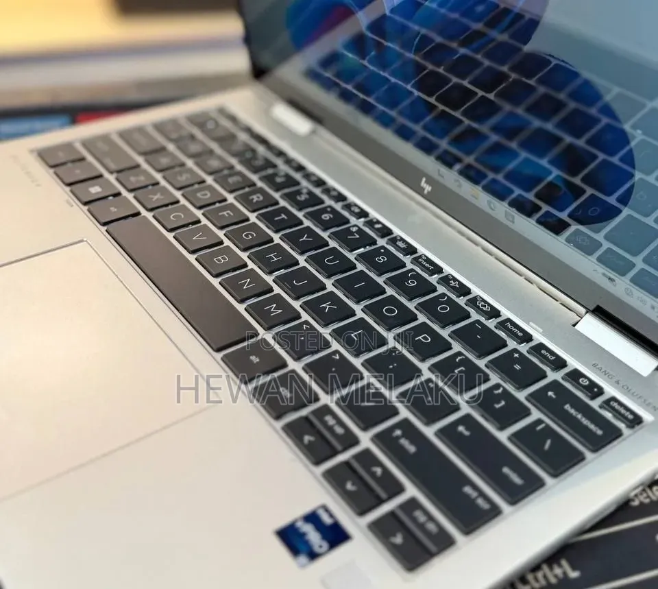 New Laptop HP EliteBook 1040 G8 32GB Intel Core i7 SSD 512GB