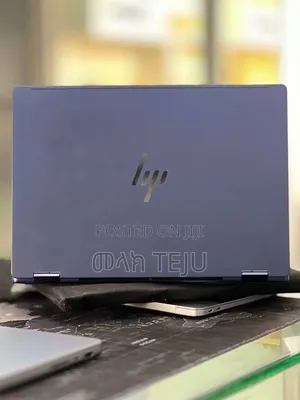 New Laptop HP OmniBook 5 Flip 16GB Intel Core i5 SSD 512GB