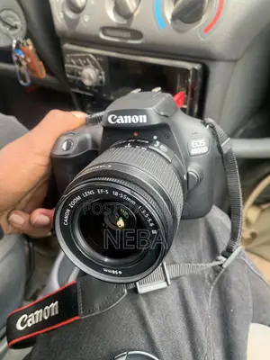 Canon Eos4000d 18-55mm