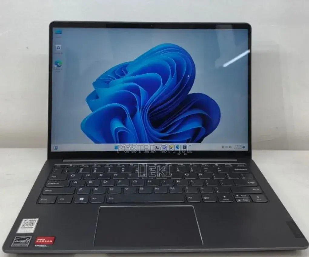 New Laptop Lenovo Ideapad 3 16GB AMD Ryzen 7 SSD 512GB