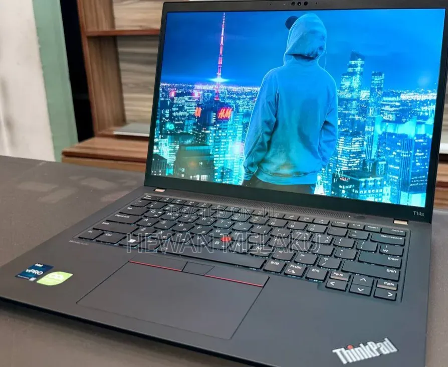 New Laptop Lenovo ThinkPad T14 32GB Intel Core i7 SSD 512GB