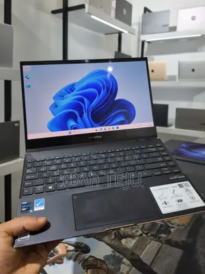 New Laptop Asus Zenbook 14 16GB Intel Core i7 SSD 512GB