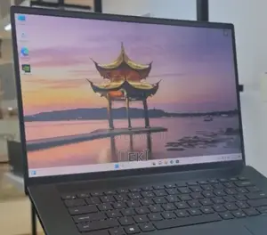 New Laptop Dell Inspiron 15 16GB Intel Core i7 SSD 512GB