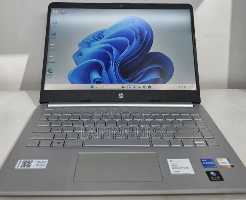 New Laptop HP Stream Notebook 16GB Intel Core i5 SSD 512GB