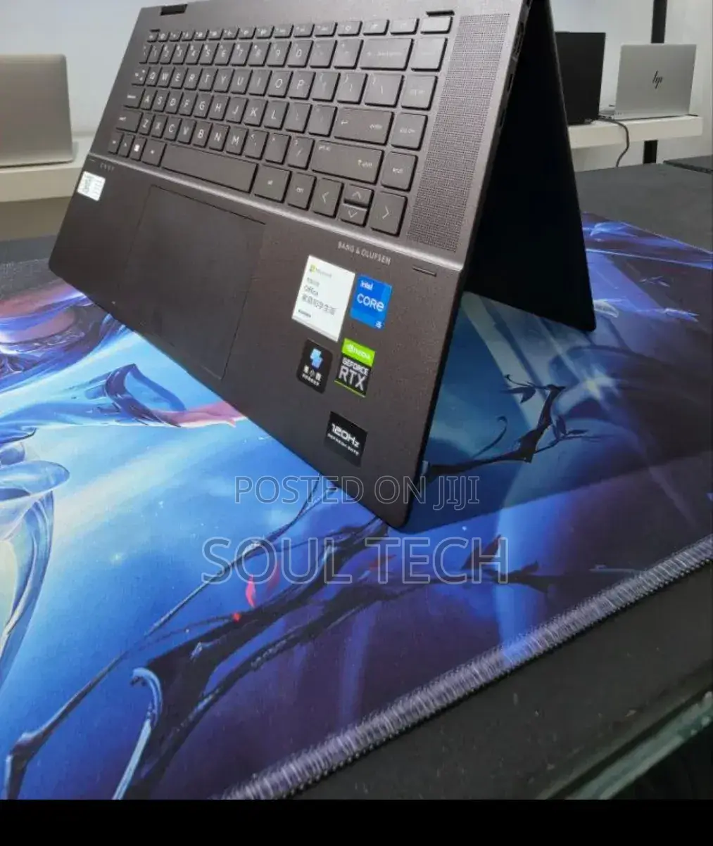 New Laptop HP Envy x360 16GB Intel Core i5 SSD 512GB