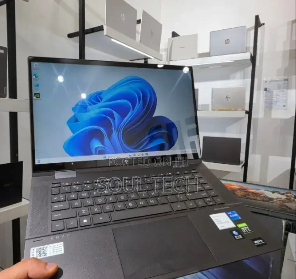 New Laptop HP Envy x360 16GB Intel Core i5 SSD 512GB