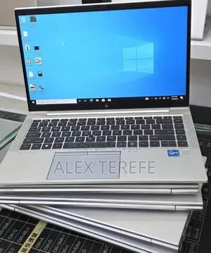 New Laptop HP EliteBook 840 G8 16GB Intel Core i5 SSD 512GB