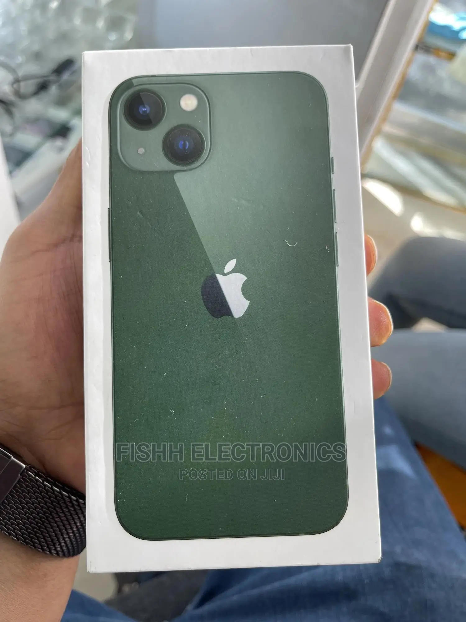 New Apple iPhone 13 128 GB Green