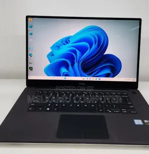New Laptop Dell XPS 15 16GB Intel Core i7 SSD 512GB