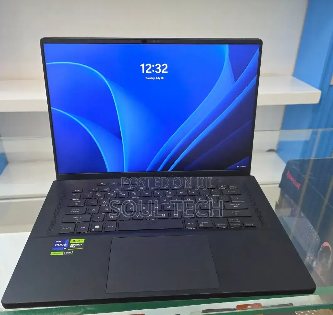 New Laptop Asus ROG Zephyrus G15 16GB Intel Core i9 SSD 1T