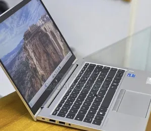 New Laptop HP EliteBook 840 G8 16GB Intel Core i5 SSD 512GB