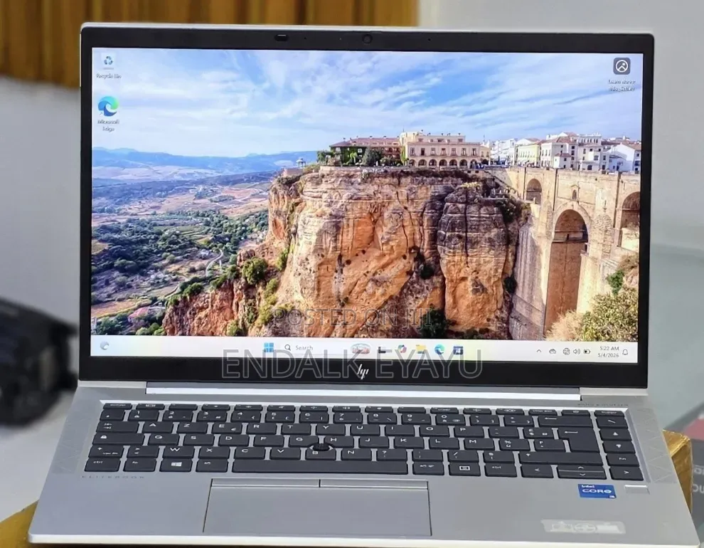 New Laptop HP EliteBook 840 G8 16GB Intel Core i5 SSD 512GB