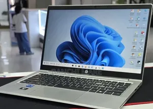 New Laptop HP EliteBook 830 G9 16GB Intel Core i7 SSD 512GB