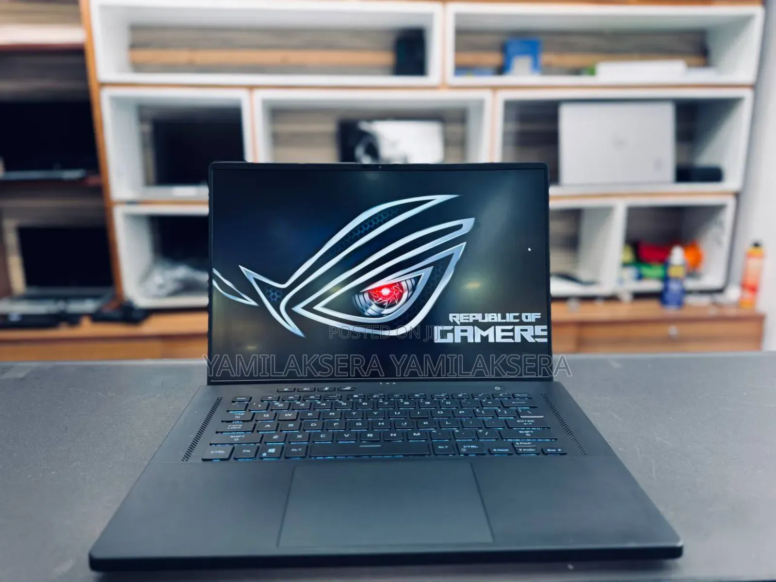 New Laptop Asus ROG Zephyrus M16 16GB Intel Core i7 SSD 512GB