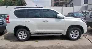 Toyota Land Cruiser Prado 2017 White
