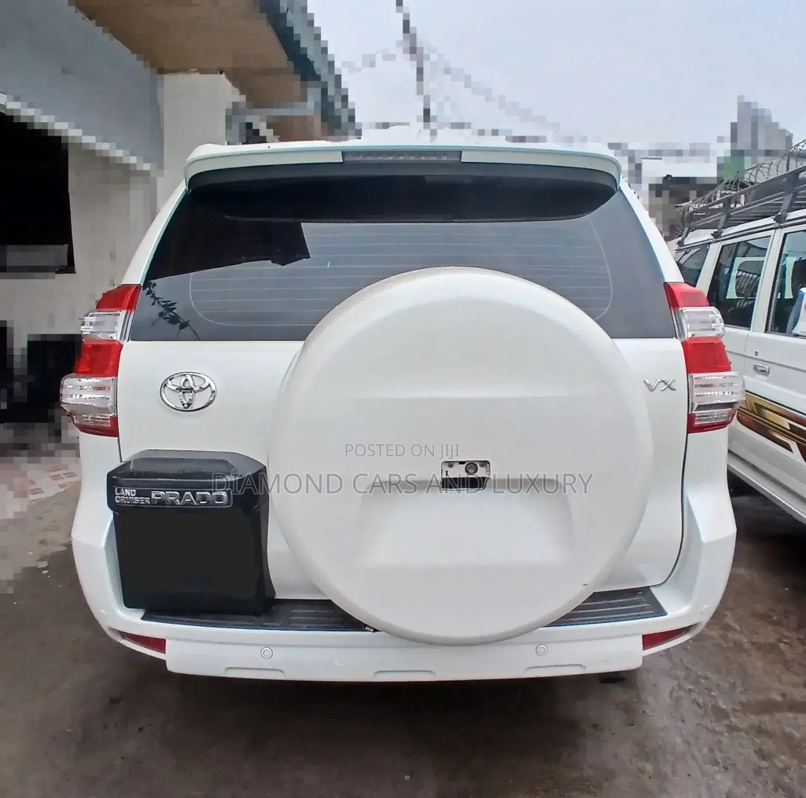 Toyota Land Cruiser Prado 2017 White