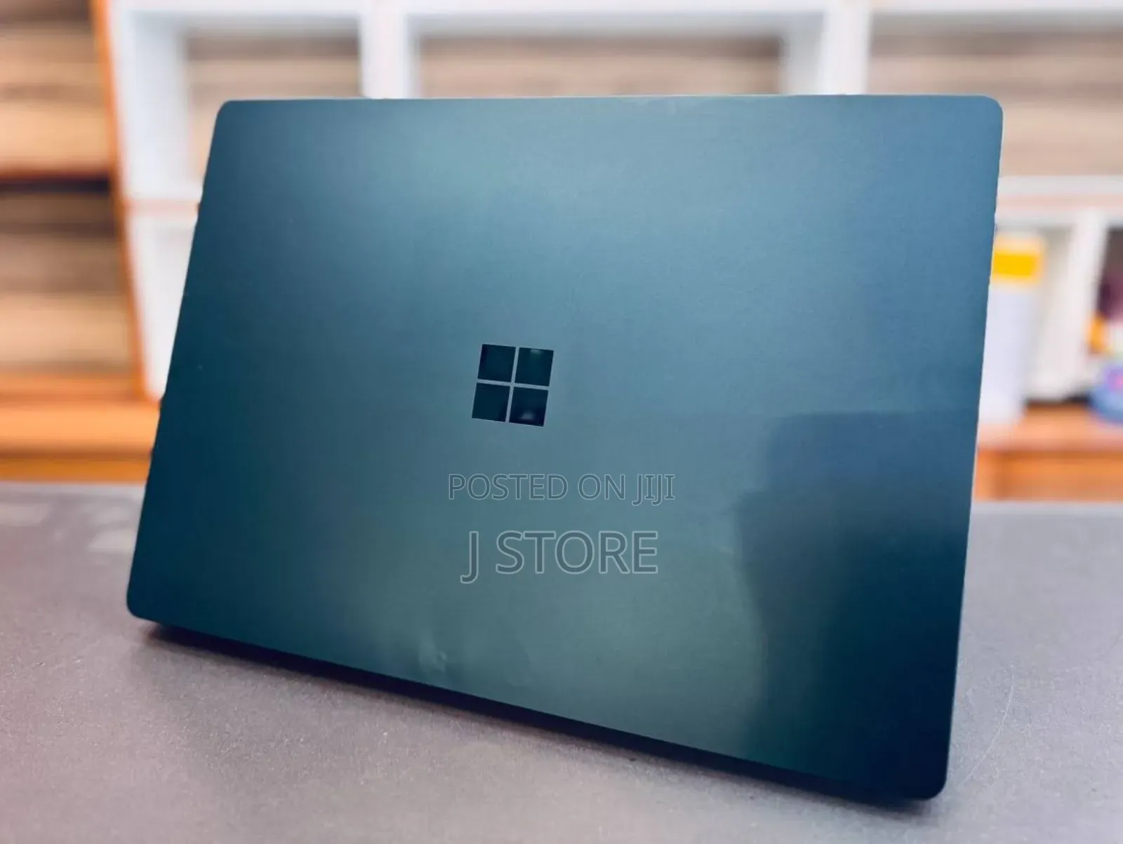 New Laptop Microsoft Surface Laptop 4 16GB Intel Core i7 SSD 256GB