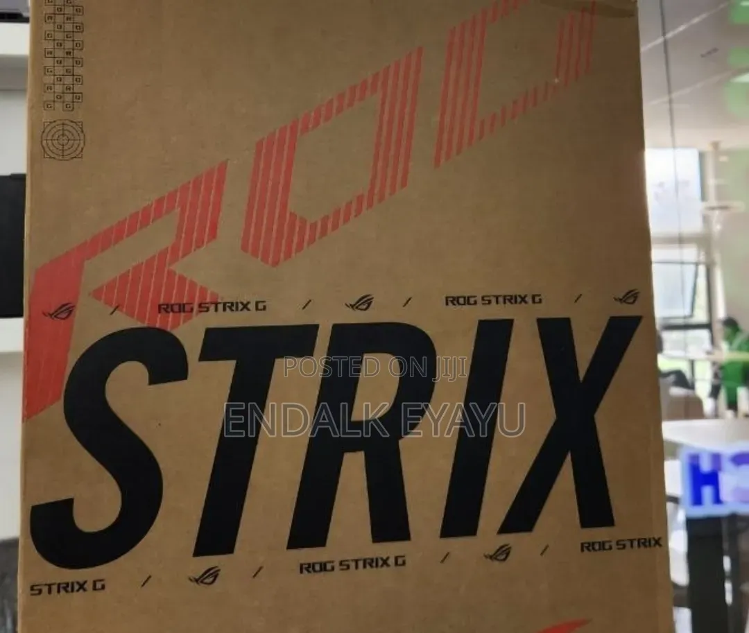 New Laptop Asus ROG Strix G18 32GB Intel Core Ultra 9 SSD 2T