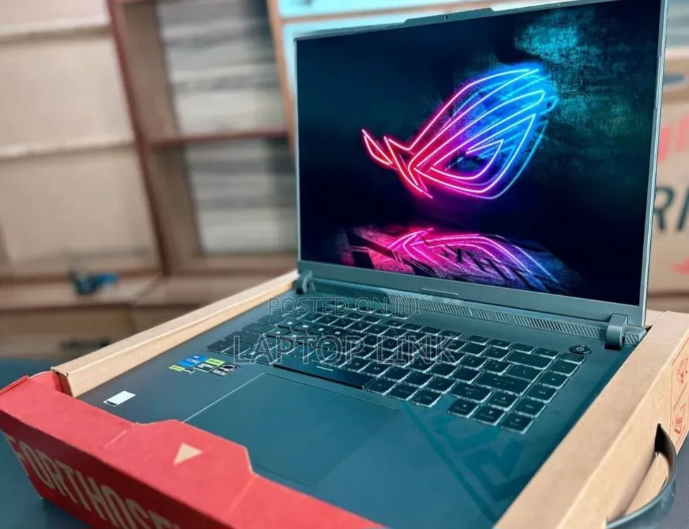 New Laptop Asus ROG Strix G16 16GB Intel Core i7 SSD 1T
